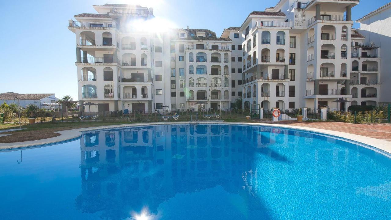 Lovely 2-Bed Apartment In Marina De La Duquesa Castillo de Sabinillas Exterior photo