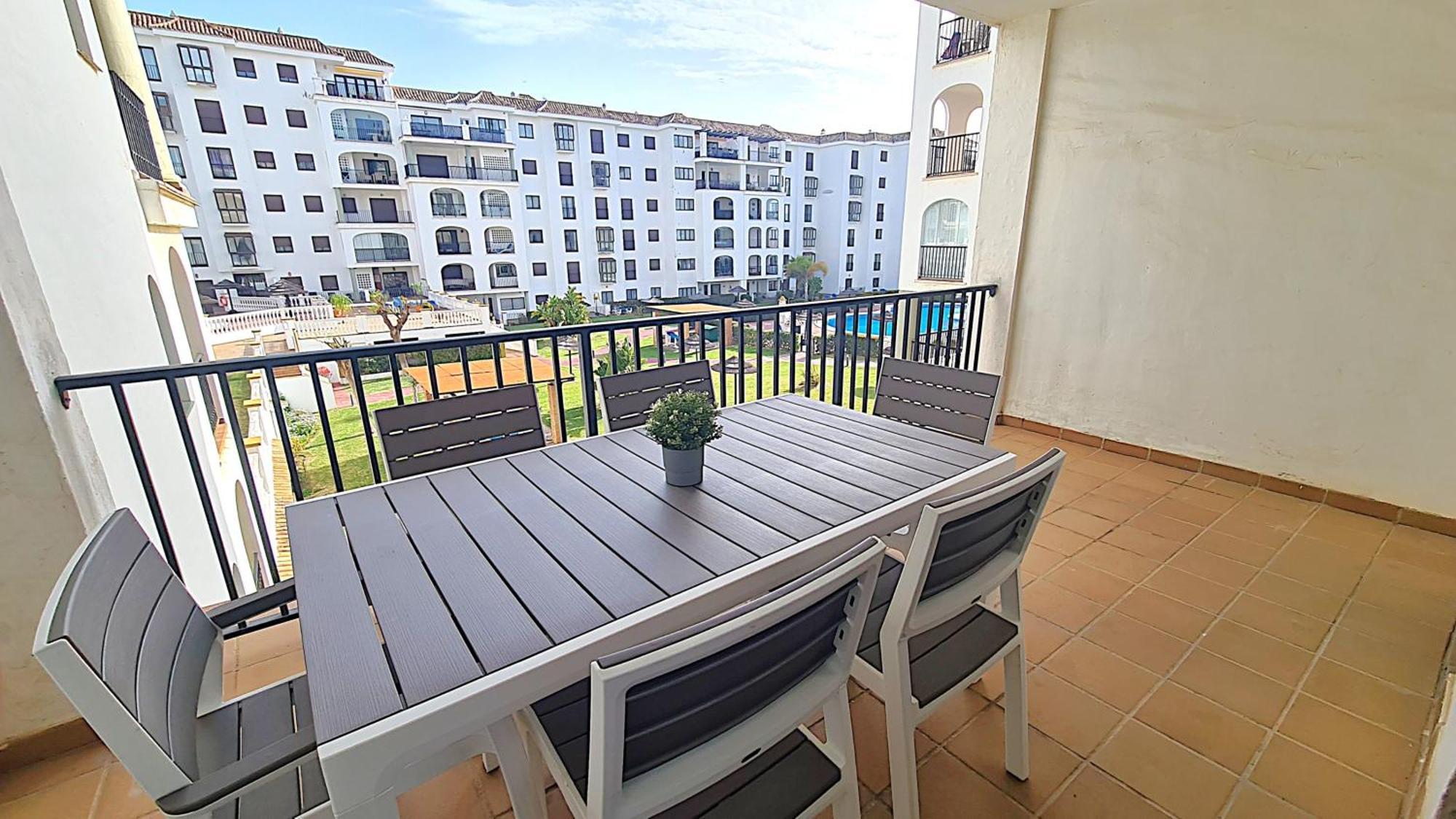 Lovely 2-Bed Apartment In Marina De La Duquesa Castillo de Sabinillas Exterior photo